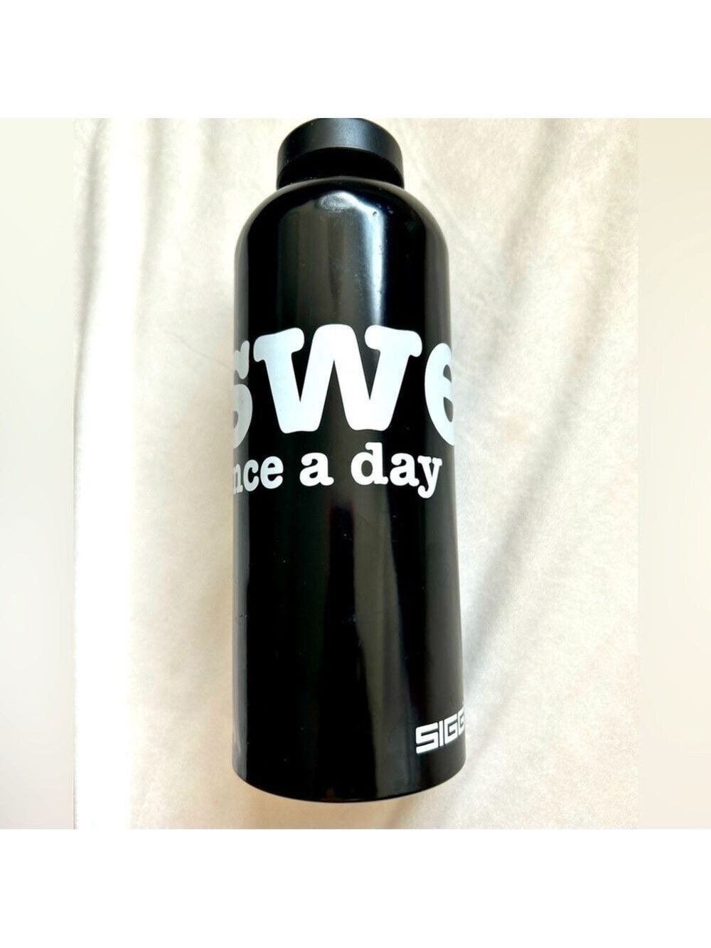 Lululemon Sigg Water Bottle Large Black 32 oz